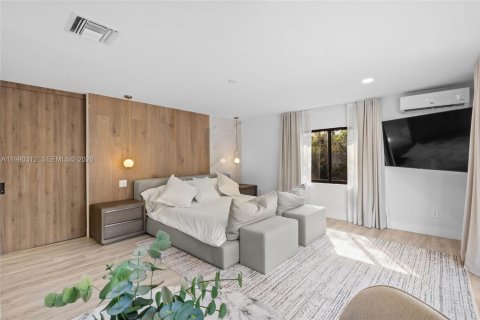 Villa ou maison à louer à Miami Beach, Floride: 4 chambres, 225.85 m2 № 2056782 - photo 23