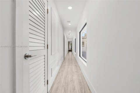 Villa ou maison à louer à Miami Beach, Floride: 4 chambres, 225.85 m2 № 2056782 - photo 18