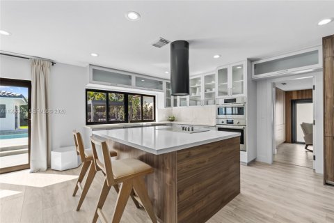 Villa ou maison à louer à Miami Beach, Floride: 4 chambres, 225.85 m2 № 2056782 - photo 17