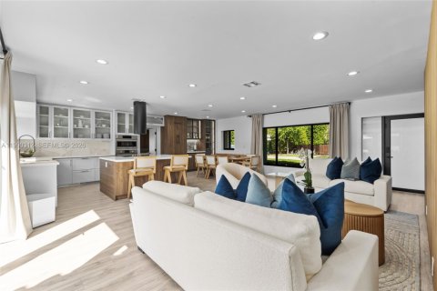 Villa ou maison à louer à Miami Beach, Floride: 4 chambres, 225.85 m2 № 2056782 - photo 7