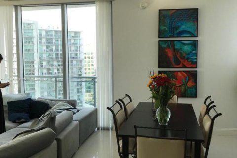 Снять в аренду кондоминиум в Майами, Флорида 2 спальни, 118.36м2, № 1968154 - фото 7