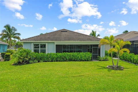 Villa ou maison à vendre à Bonita Springs, Floride: 3 chambres, 204.57 m2 № 2285244 - photo 19
