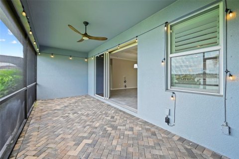 Villa ou maison à vendre à Bonita Springs, Floride: 3 chambres, 204.57 m2 № 2285244 - photo 16