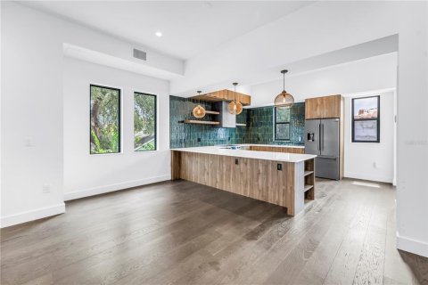 Touwnhouse à vendre à Tampa, Floride: 3 chambres, 197.51 m2 № 1903144 - photo 16