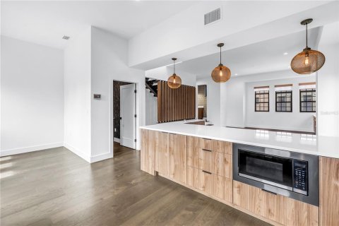 Touwnhouse à vendre à Tampa, Floride: 3 chambres, 197.51 m2 № 1903144 - photo 20