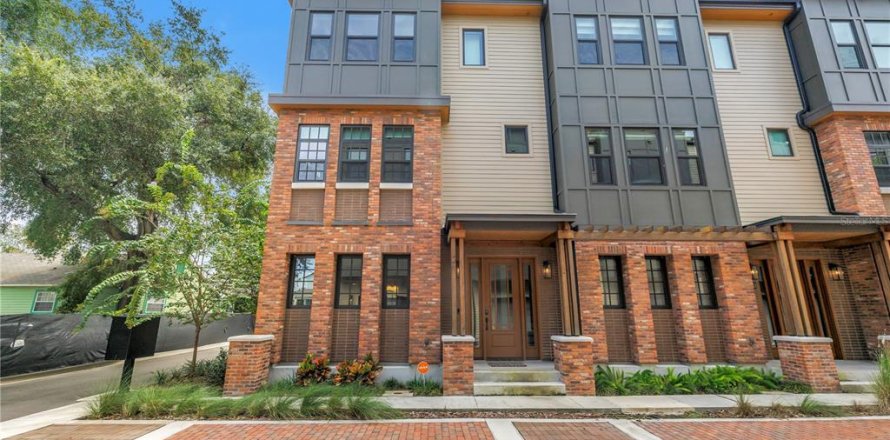 Touwnhouse à Tampa, Floride 3 chambres, 197.51 m2 № 1903144
