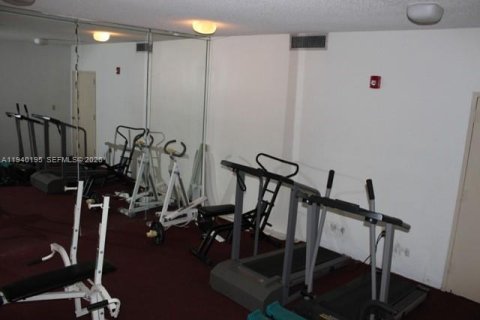 Condominio en alquiler en North Miami Beach, Florida, 1 dormitorio, 67.26 m2 № 1997173 - foto 24
