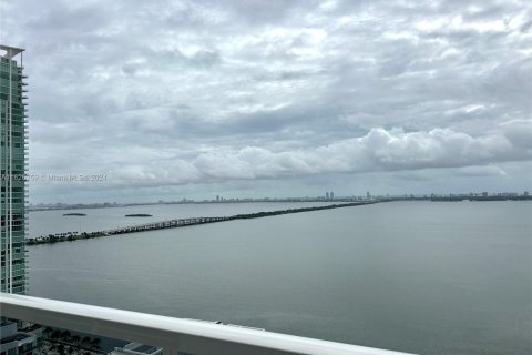 Copropriété à vendre à Miami, Floride: 3 chambres, 133.31 m2 № 2012685 - photo 4