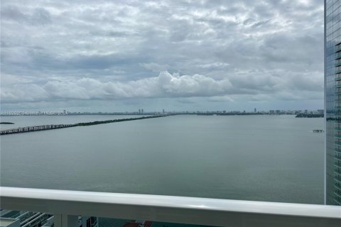 Copropriété à vendre à Miami, Floride: 3 chambres, 133.31 m2 № 2012685 - photo 2