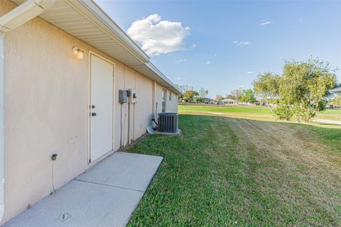House in San Antonio, Florida 2 bedrooms, 128.21 sq.m. № 2098519 - photo 29