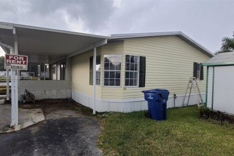 Apartment in Homestead, Florida 3 bedrooms, 132.85 sq.m. № 2393286