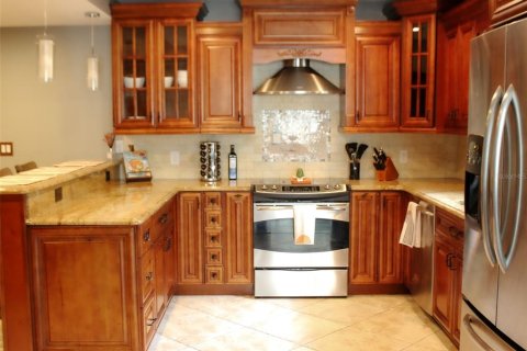 Villa ou maison à louer à Tampa, Floride: 3 chambres, 187.85 m2 № 2401022 - photo 21