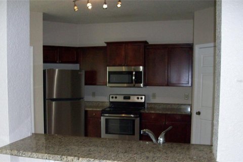 Condo in Lake Mary, Florida, 3 bedrooms  № 1651015 - photo 9