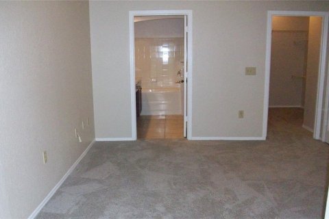 Condo in Lake Mary, Florida, 3 bedrooms  № 1651015 - photo 16