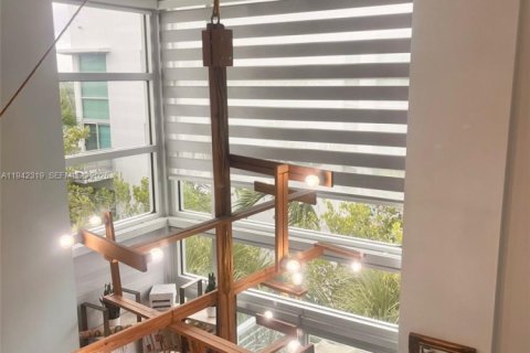 Copropriété à louer à Miami Beach, Floride: 1 chambre, 71.72 m2 № 1999934 - photo 5