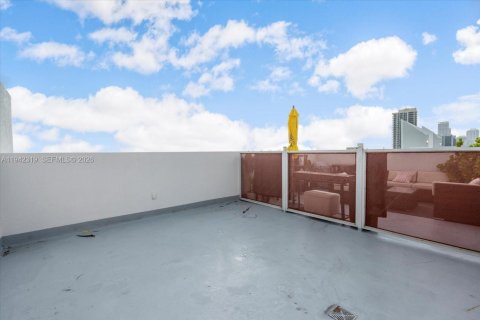 Copropriété à louer à Miami Beach, Floride: 1 chambre, 71.72 m2 № 1999934 - photo 15