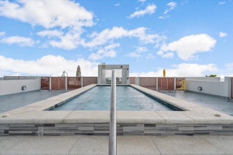 Copropriété à louer à Miami Beach, Floride: 1 chambre, 71.72 m2 № 1999934 - photo 17