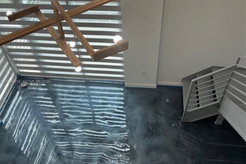 Copropriété à louer à Miami Beach, Floride: 1 chambre, 71.72 m2 № 1999934 - photo 3