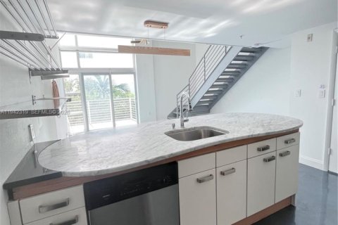 Copropriété à louer à Miami Beach, Floride: 1 chambre, 71.72 m2 № 1999934 - photo 9