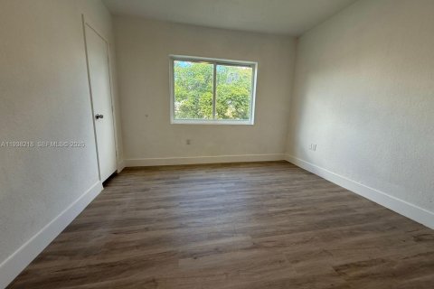 Copropriété à louer à Miami, Floride: 3 chambres, 106.84 m2 № 1995950 - photo 10