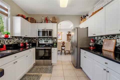 Casa en alquiler en Homestead, Florida, 6 dormitorios, 298.96 m2 № 2048224 - foto 8