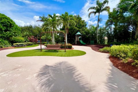 Casa en alquiler en Homestead, Florida, 6 dormitorios, 298.96 m2 № 2048224 - foto 24
