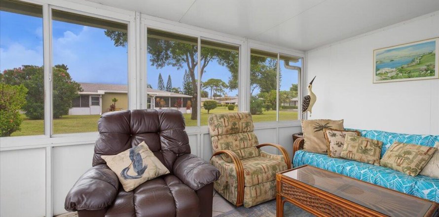 Apartment in Delray Beach, Florida 2 bedrooms, 108.42 sq.m. № 2248400