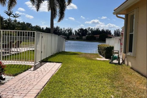 House in Royal Palm Beach, Florida 5 bedrooms № 1731866 - photo 16
