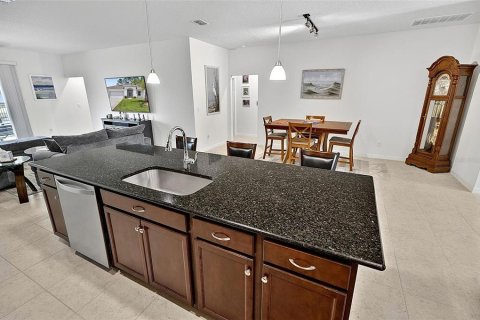 Купить виллу или дом в Палм-Кост, Флорида 3 комнаты, 251.67м2, № 2208718 - фото 17