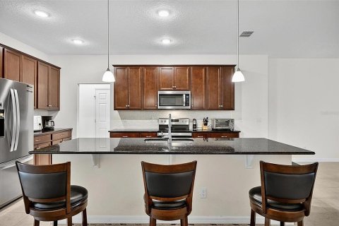 Купить виллу или дом в Палм-Кост, Флорида 3 комнаты, 251.67м2, № 2208718 - фото 12