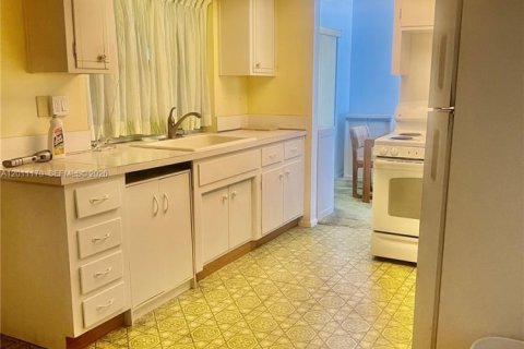 Casa en venta en Tamarac, Florida, 2 dormitorios, 146.69 m2 № 2076082 - foto 4