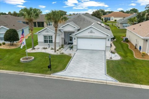 Casa en Summerfield, Florida 3 dormitorios, 159.88 m2 № 2226179