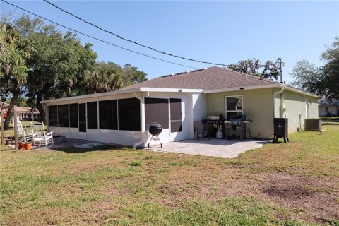 House in Edgewater, Florida 4 bedrooms, 189.52 sq.m. № 1718971 - photo 16