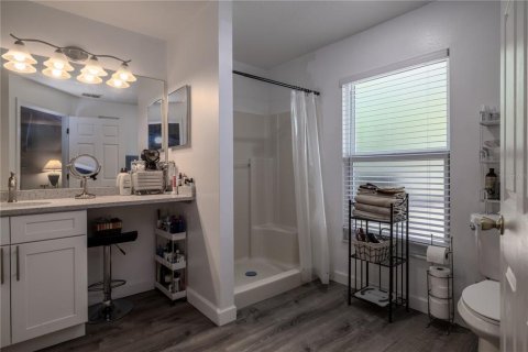 House in Edgewater, Florida 4 bedrooms, 189.52 sq.m. № 1718971 - photo 13