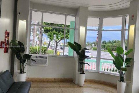 Copropriété à vendre à Miami Beach, Floride: 29.26 m2 № 2016797 - photo 4