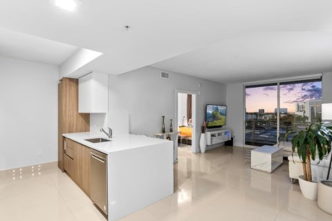 Купить кондоминиум в Авентура, Флорида 3 комнаты, 98.57м2, № 2154559 - фото 3