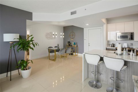 Купить кондоминиум в Авентура, Флорида 3 комнаты, 98.57м2, № 2154559 - фото 13