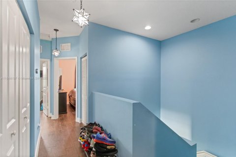 House in Tamarac, Florida 3 bedrooms, 150.32 sq.m. № 1881548 - photo 26