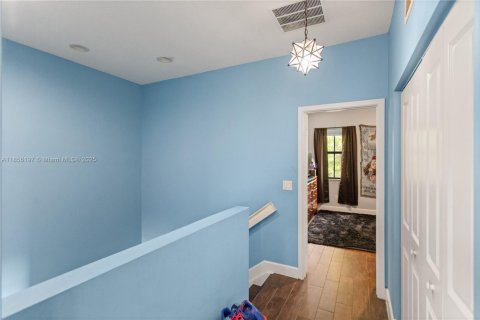 House in Tamarac, Florida 3 bedrooms, 150.32 sq.m. № 1881548 - photo 28