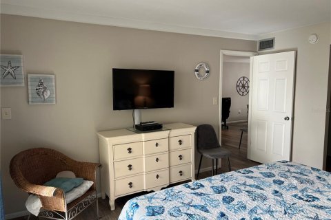 Condo in Bradenton, Florida, 2 bedrooms  № 1826837 - photo 23