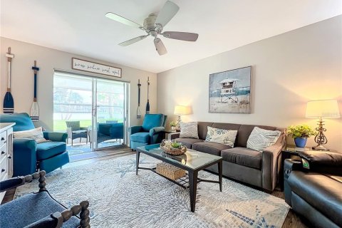 Condo in Bradenton, Florida, 2 bedrooms  № 1826837 - photo 9
