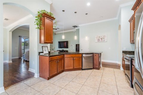 House in Riverview, Florida 4 bedrooms, 179.3 sq.m. № 1722596 - photo 8