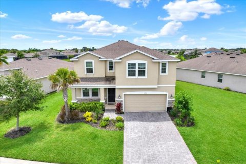 House in Palmetto, Florida 5 bedrooms, 339.19 sq.m. № 2313088 - photo 28