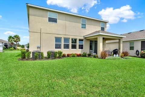 House in Palmetto, Florida 5 bedrooms, 339.19 sq.m. № 2313088 - photo 25