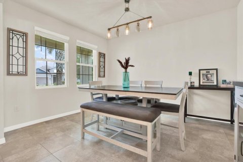 House in Palmetto, Florida 5 bedrooms, 339.19 sq.m. № 2313088 - photo 21