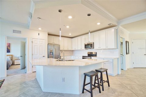 Condo in Venice, Florida, 2 bedrooms № 2398417 - photo 5