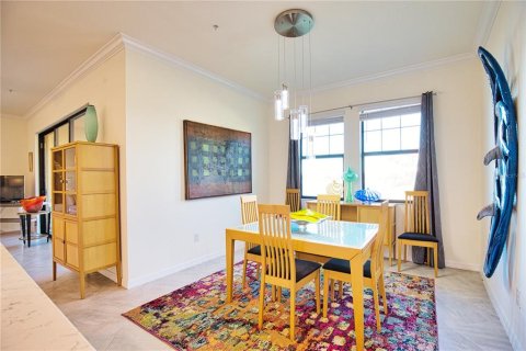 Condo in Venice, Florida, 2 bedrooms № 2398417 - photo 16