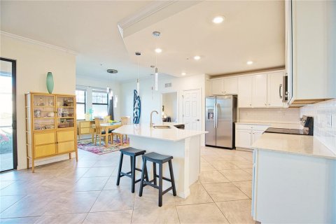 Condo in Venice, Florida, 2 bedrooms № 2398417 - photo 4