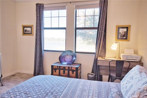 Condo in Venice, Florida, 2 bedrooms № 2398417 - photo 23