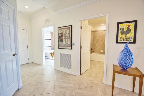 Condo in Venice, Florida, 2 bedrooms № 2398417 - photo 29